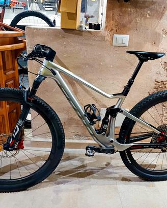 Spark World Cup SL AXS