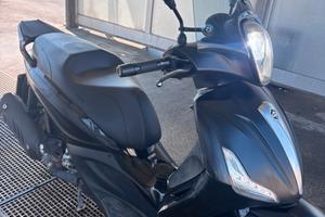 Beverly 125 i.e.