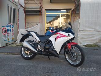 Cbr 250 r Vendita in Moto e scooter