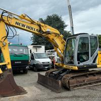 NEW HOLLAND E135b ESCAVATORE 15 ton