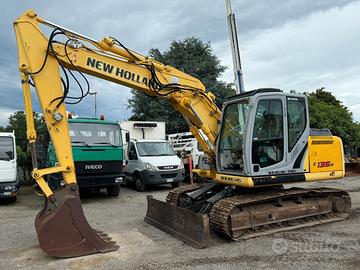 NEW HOLLAND E135b ESCAVATORE 15 ton