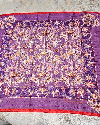 Foulard vintage in seta Emanuel Ungaro