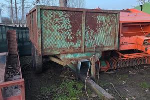 Rimorchio dumper ribaltabile posteriore