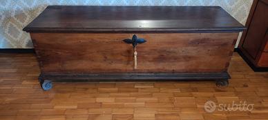 Cassapanca antica grande legno massello di pregio