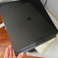 Playstation 4 slim 1 TB