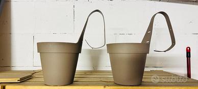 2 vasi in plastica da appendere