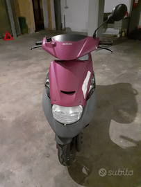 Scooter Suzuki 50 cc