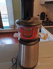 Estrattore per frullati di frutta e verdura