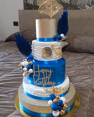 Per compleanni e 18 anni feste ecc torta