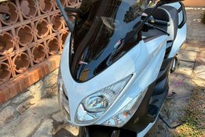 Yamaha t max 2010