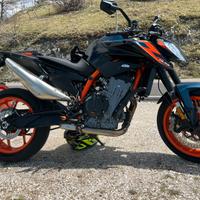 Ktm 890 duke r