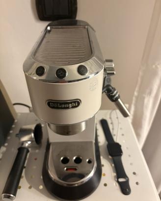 Macchina da caffè De Longhi bianca