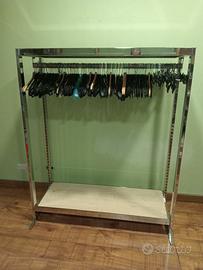 Arredo abbigliamento