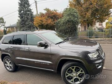 Jeep Grand Cherokee Grand Cherokee 3.0 V6 CRD 250 