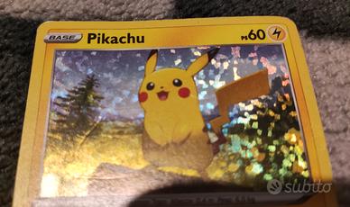 carta Pokemon Pikachu glitter 