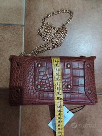 Mini Borsa a Tracolla Effetto Coccodrillo!