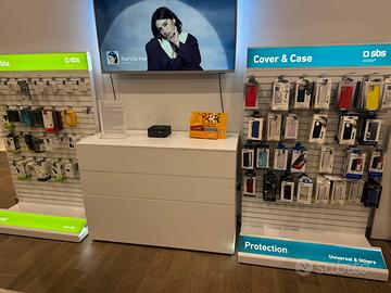 Espositore per accessori