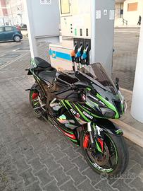Kawasaki ninja zxr6 