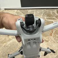 Drone DJI 3 Fly More Combo con Rc