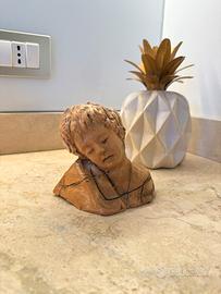 Busto di ragazzo di Enzo Marinelli