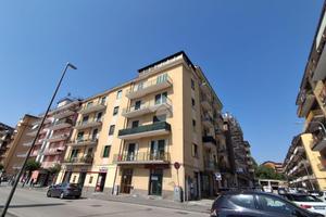 6 LOCALI A AVELLINO