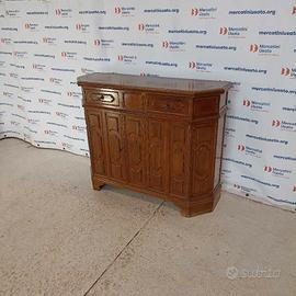 Credenza classica in legno