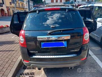 🚗 Chevrolet Captiva 2.0 Diesel – Spaziosa e affid