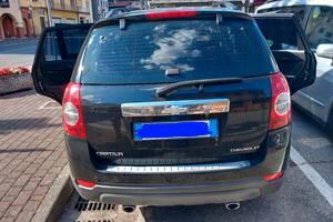 🚗 Chevrolet Captiva 2.0 Diesel – Spaziosa e affid
