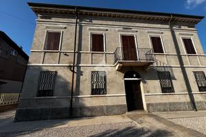 PORZIONE DI TRIFAMILIARE A PEGOGNAGA