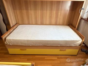 Letto singolo e letto a divano con contenitore