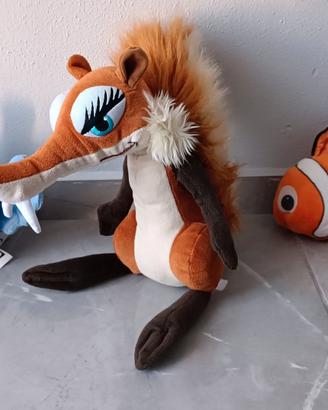 Peluche personaggi cartoni