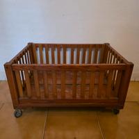 porta fiori in legno con ruote 