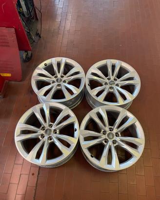SET DI CERCHIONI AUDI DA 19 POLLICI ORIGINALI