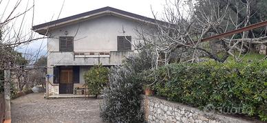 Villa a Sezze