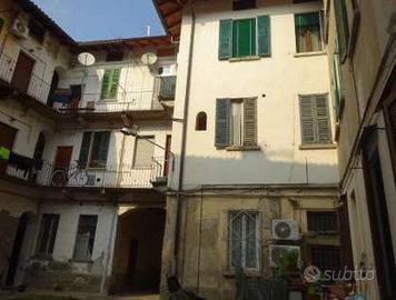 Appartamento a Vaprio d'Adda (MI)