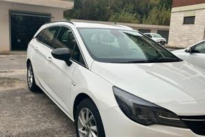 Opel Astra automatica
