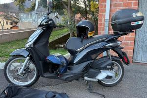 Piaggio Liberty 125 ABS Nero 2023 3200km accessori