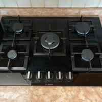 Fornello BOSCH 5 fuochi vetro temperato