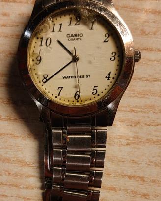 Orologio da polso al quarzo Casio. Vintage.