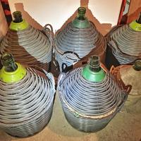 Damigiane vetro con rivestimento in plastica