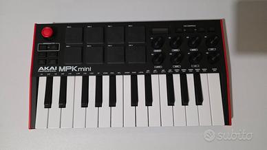 Tastiera Akai MPK mini