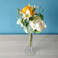 Bouquet di fiori artificiali