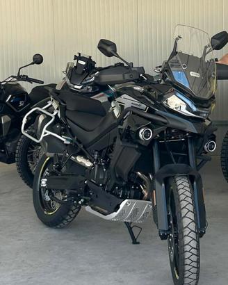 CF MOTO 800MT EXPLORE