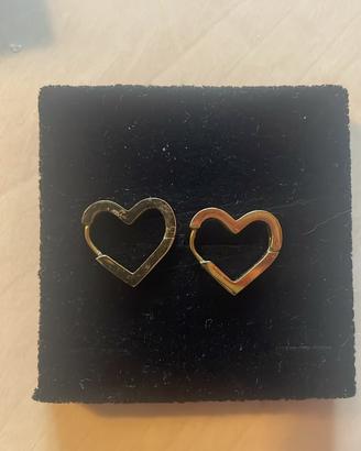 Orecchini forma di cuore