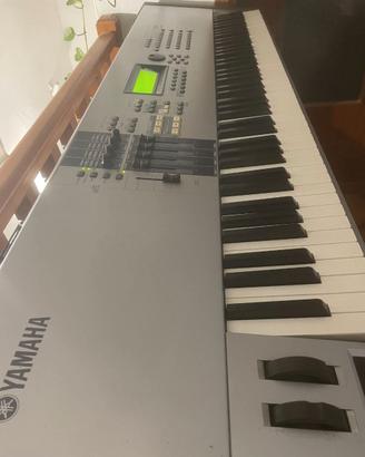 Yamaha Motif ES 8 - 88 Tasti Pesati + Manuale ITA