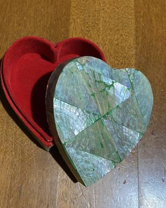 Scatoletta cuore madreperla