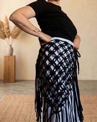 Gonna foulard  a portafoglio in macrame nero
