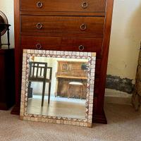 Specchio da parete con cornice mosaico