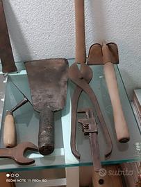 Attrezzi x muratore, posatore, calzolaio, fai da t