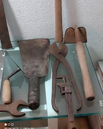 Attrezzi x muratore, posatore, calzolaio, fai da t